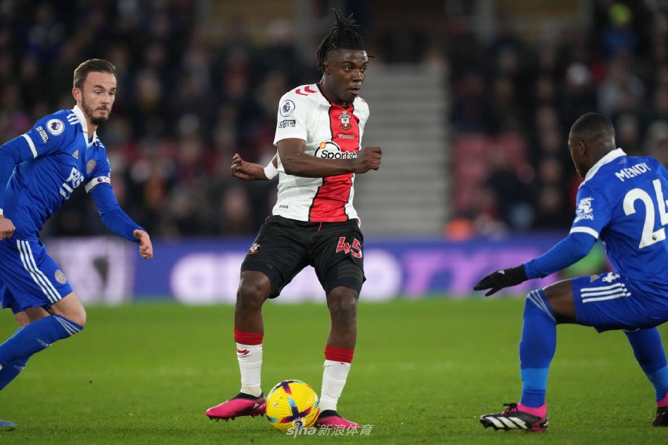 报不仅展现 报不仅展现