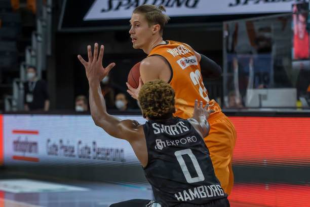 名年轻球员 名年轻球员