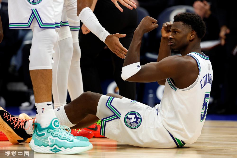 体采访中 体采访中